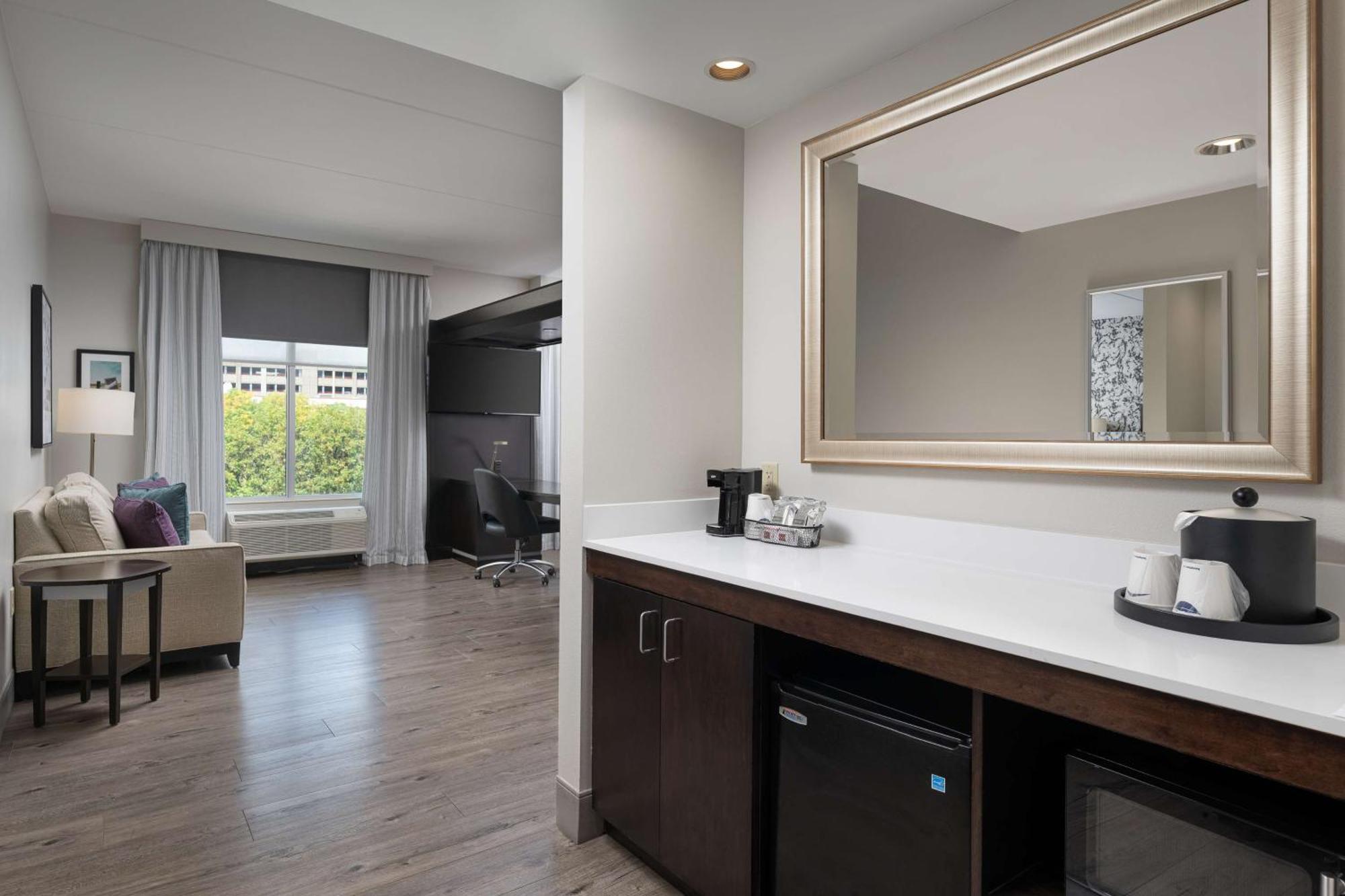 Hampton Inn & Suites Chattanooga Downtown Εξωτερικό φωτογραφία